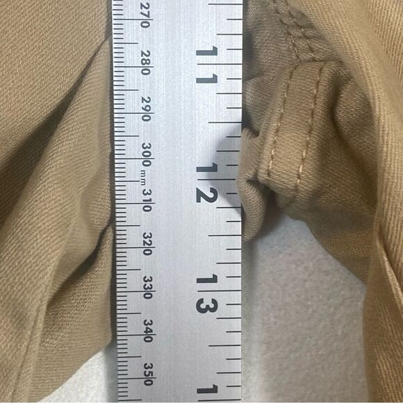 Gloria Vanderbilt New With Tags Perfect Khaki Bermuda Mia Shorts Size 16P - Picture 13 of 15